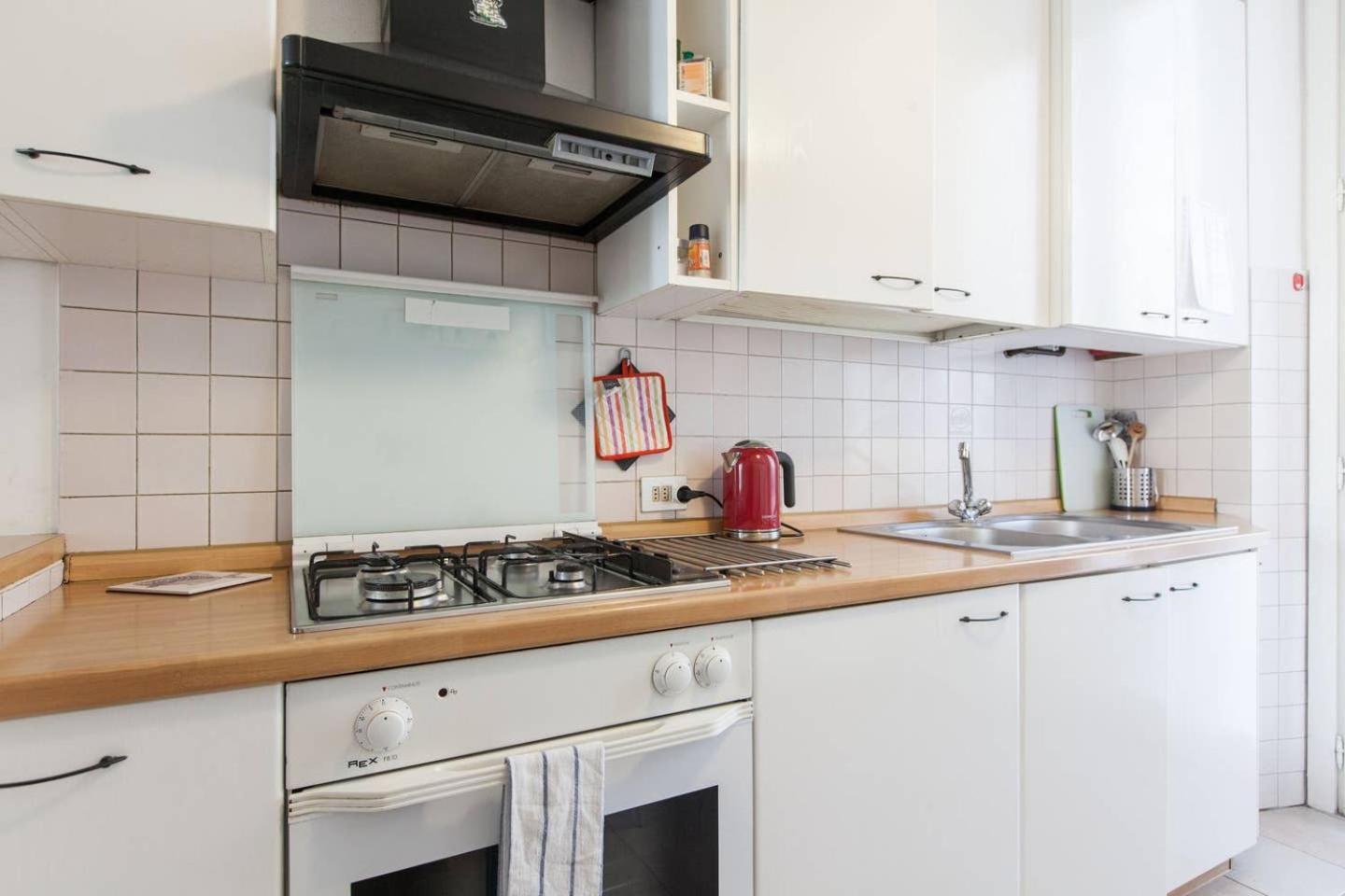 Milanofiere Flat Διαμέρισμα Εξωτερικό φωτογραφία